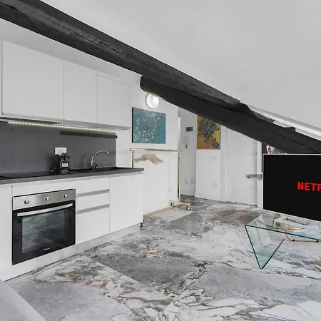 Apartment Porta Venezia -the Roofs Of Milan