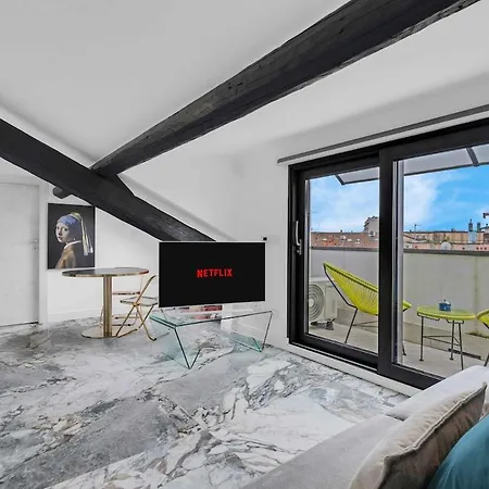 Porta Venezia -the Roofs Of